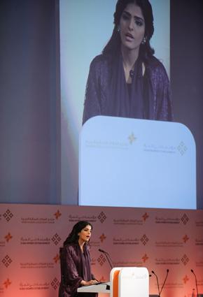 محمد بن راشد يفتتح منتدى القيادات النسائية العربية الثالث